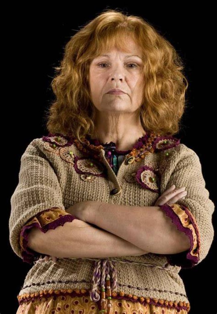 Molly Weasley Harry Potter FANDOM powered by Wikia